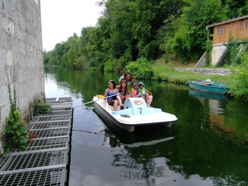 Chambres d'Hôtes Moulin de Rigoulières Saint-Sylvestre-sur-Lot Esterno foto