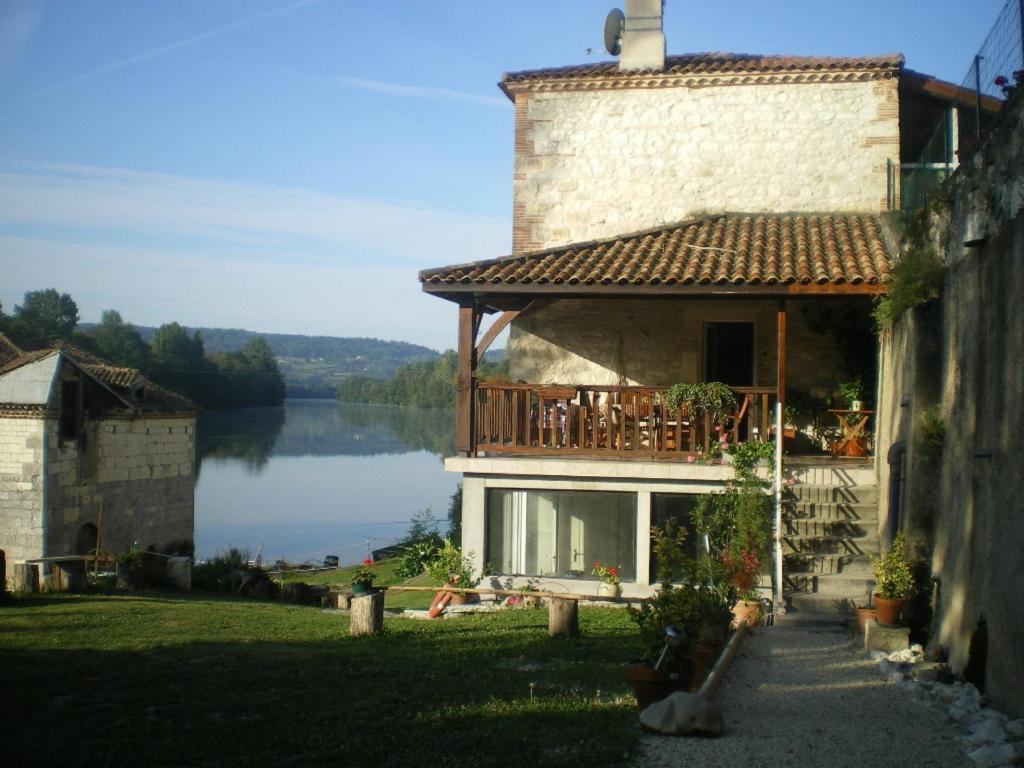 Chambres d'Hôtes Moulin de Rigoulières Saint-Sylvestre-sur-Lot Esterno foto